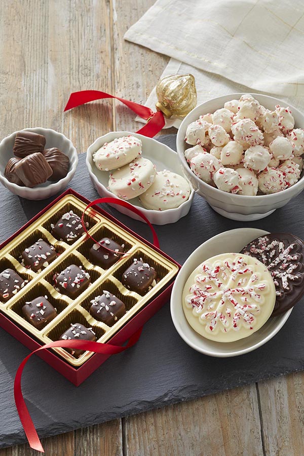 Food-Gifting-Peppermint-Lane-Gift-Box_FH23_1219x